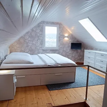 Tiny House Mit Romantischem Panoramablick über Und Saaletal